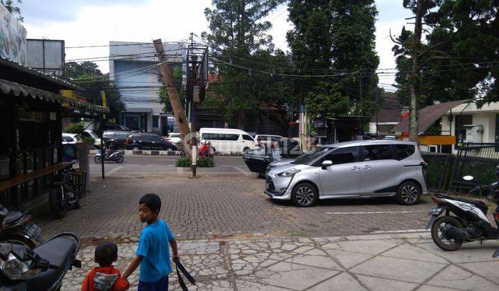 Rumah Cocok Untuk Usaha di Main Road Dago, Bandung 1