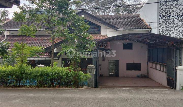 Rumah 2 Lantai Bagus di Setiabudi, Bandung