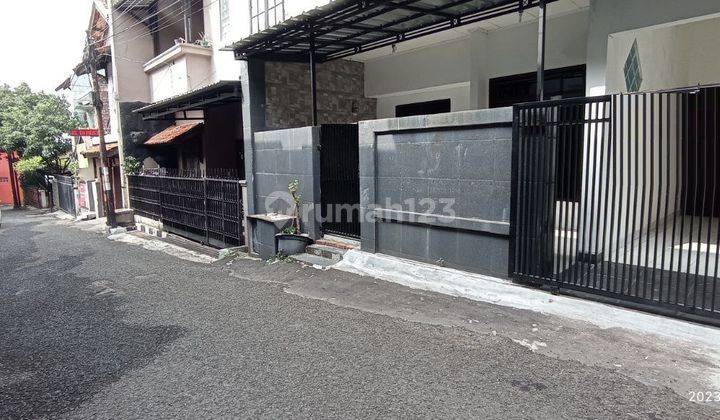 Rumah 2 Lantai Bagus di Cigadung Dago, Bandung 2