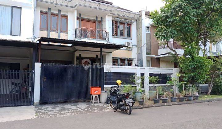 Rumah 2 Lantai Bagus di Batununggal Indah, Bandung 1