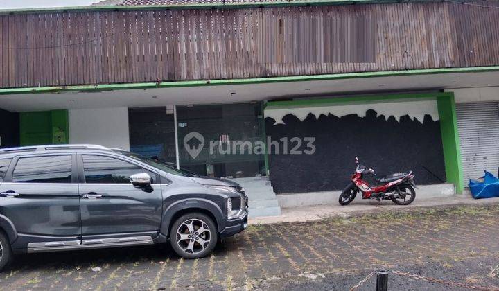 Tanah Dan Bangunan Murah Area Komersial Sayap Riau Bandung 1