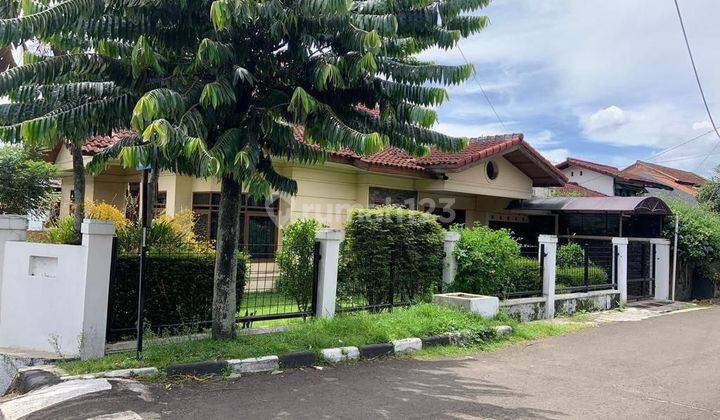 Rumah Strategis Siap Huni Kawasan Sejuk Geger Kalong Bandung 1