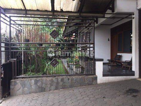 Rumah Terawat Sayap Riau Bandung Lokasi Hunian  2