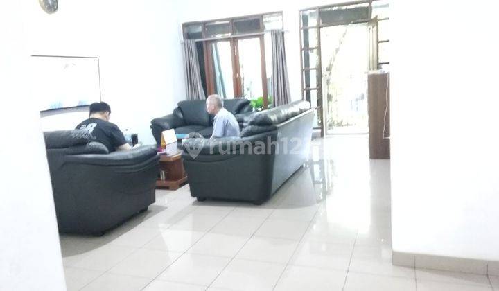 Rumah 2 Lantai Terawat Siap Huni Batununggal Indah 2