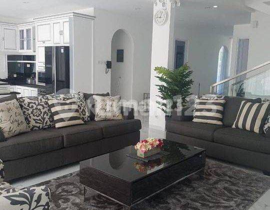 Rumah Super Lux Ada Kolam Renang Dan View Lapang Golf 2