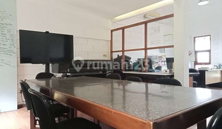 Rumah strategis di sukajadi bandung dekat PVJ  1