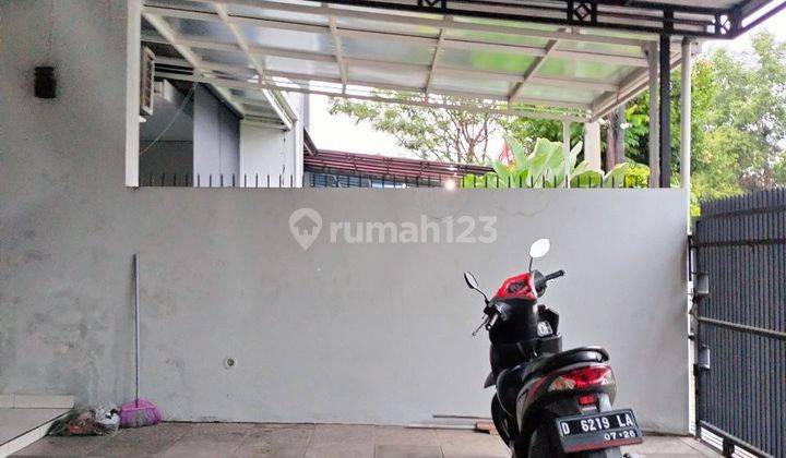 garasi/carport rumah minimalis siap huni di