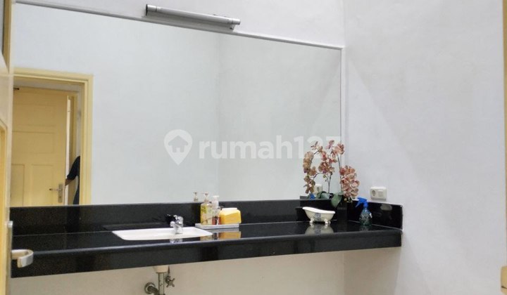 Rumah belanda strategis pusat kota lokasi favorit riau bandung 2