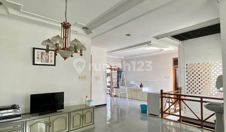 Rumah Besar Terawat Lokasi Bagus di Pasir Luyu Bkr Bandung