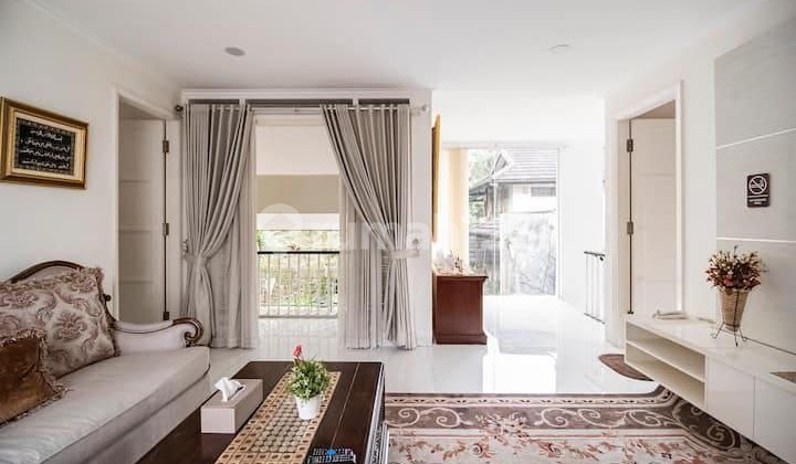 Luxury house best location in Ciumbuleuit Bandung. 2