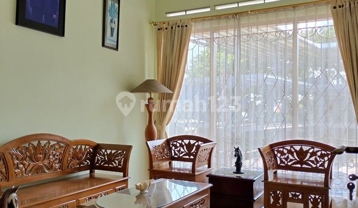 Well-maintained, ready-to-occupy, beautiful residence in Bandung with a great location. 1