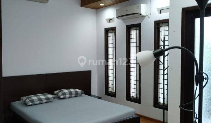 kamar tidur rumah bagus buah batu regency