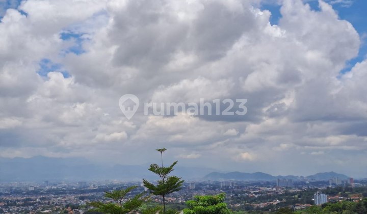 Rumah mewah view bagus di resor dago pakar bandung  2