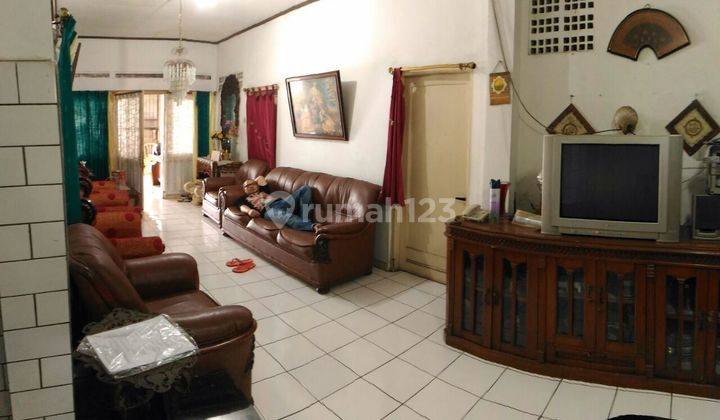 Rumah Lama Terawat Mainroad Sayap Burangrang  2