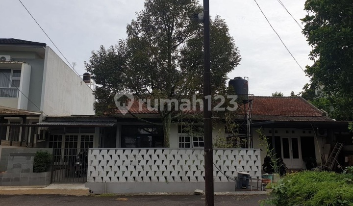 House in One Gate Complex Jend Sudirman Bandung