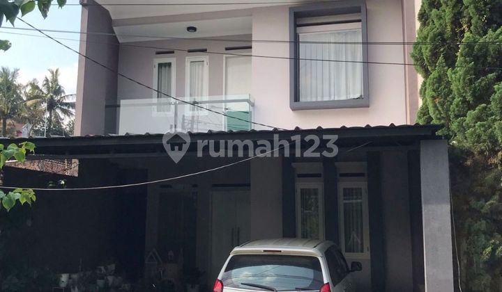 Well-Maintained 2-Story House in Cikutra, Bojong Koneng Makmur Well-Maintained 2-Story House in Cikutra, Bojong Koneng Makmur