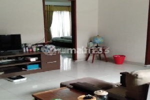 Rumah Bagus 2 Lantai Dekat Griya Toserba, Arcamanik Bandung Rumah Bagus 2 Lantai Dekat Griya Toserba, Arcamanik Bandung