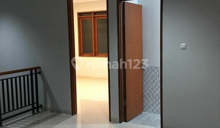 Rumah Baru 2 Lantai Siap Huni di Cherry Field 2