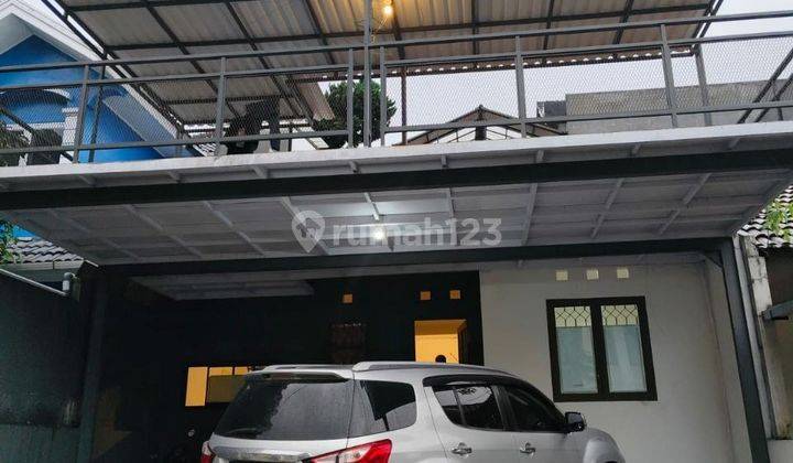 Rumah Bagus 2 Lantai Semi Furnished Setiabudi Regency 1