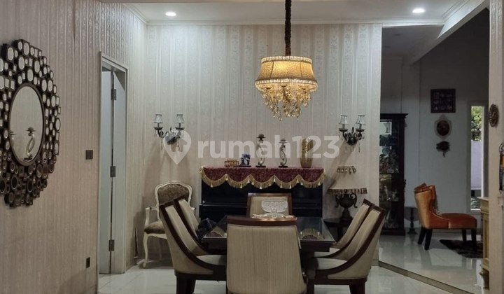 Rumah Mewah Furnished di Kurdi Moh Toha  2