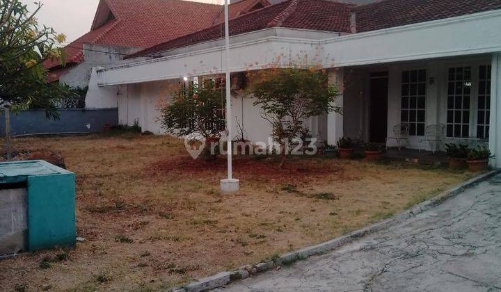 Rumah Lama Turun Harga di Cempaka Putih Dekat Letjend Suprapto 1