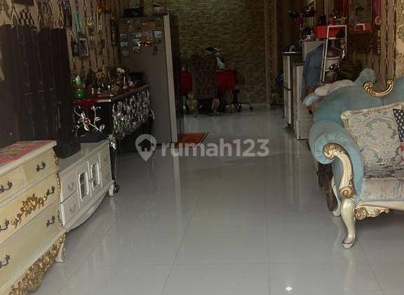 Rumah Lantai 2 Bangunan kokoh di Jl Tebet  2