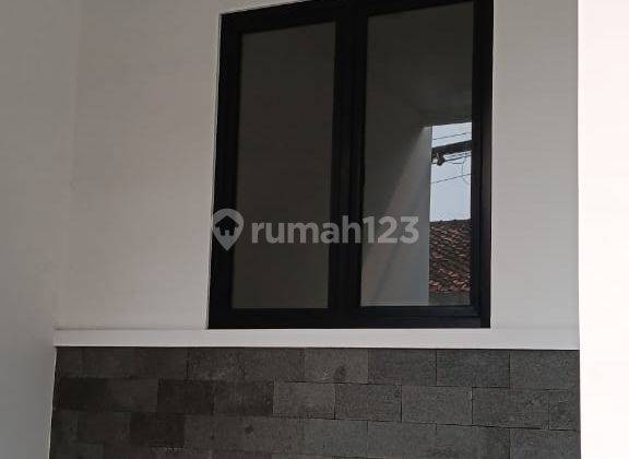 Rumah 2 Lantai Baru di Kalibata Area Perumahan Jalan 1 Mobil  1