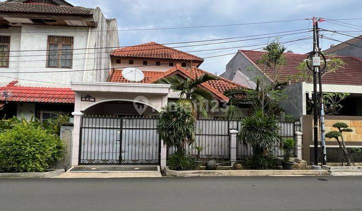 Rumah terawat di villa Pamulang Tanggerang  1