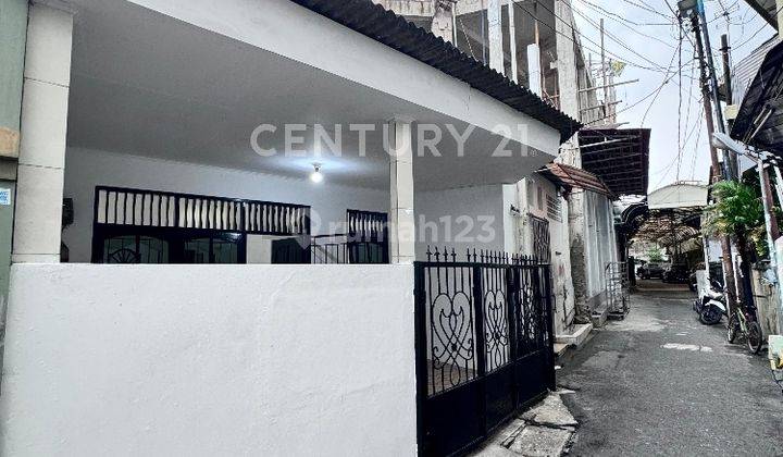 RUMAH NYAMAN SIAP HUNI LOKASI STRATEGIS KEMAYORAN BISA KPR 2