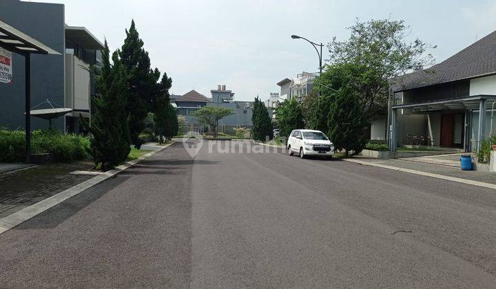 Dijual rumah MEWAH DI kutakencana Timur kav Eksklusif Singgasana Pradana 2