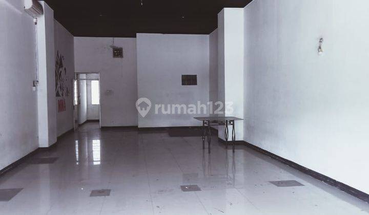 Disewa Ruko Bagus untuk segala jenis usaha kantor, showroom, cafe, resto Rajawali mainrroad 2