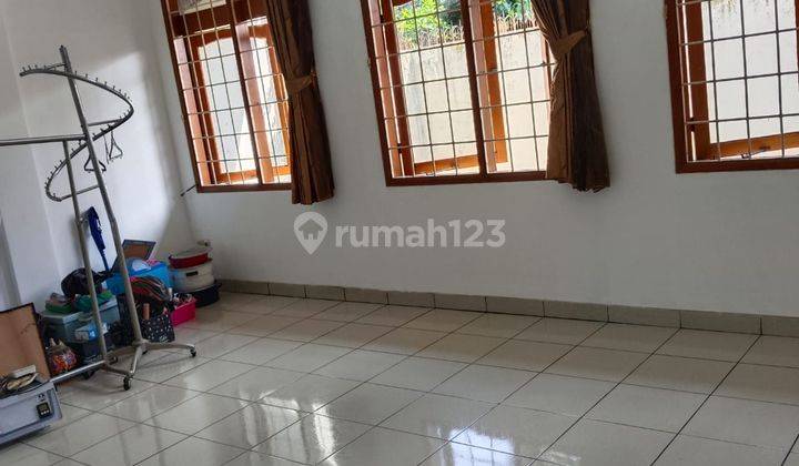 Disewakan  Rumah 2 Lantai  Sayap sutami Mainroad Bagus Siap Huni 2