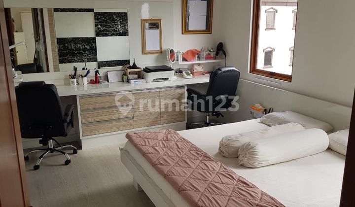 Dijual / Sewa Apartemen Majesty Furnished 2 Kamar Tidur Bagus Dijual / Sewa Apartemen Majesty Furnished 2 Kamar Tidur Bagus