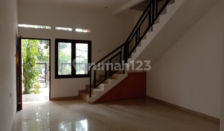 Dijual Rumah Siap Huni sayap buah b@tu Turangga