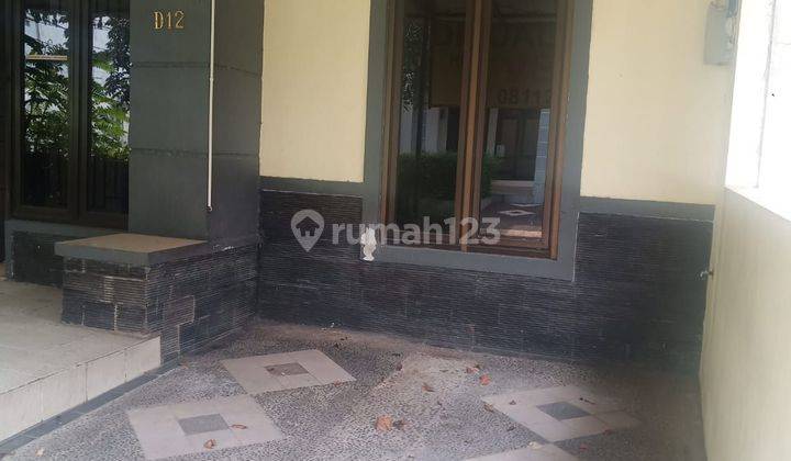 Disewakan Rumah tengah kota di Taman Surya, dekat Taman Sakua 1