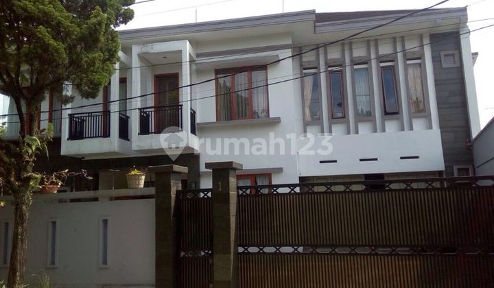 Dijual Rumah Besar Minimalis Modern 2 Lantai di Dearah Elit Sayap Sukajadi Bandung 2