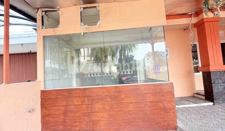 Disewakan Rumah Pinggir Jalan Puri Beta 2