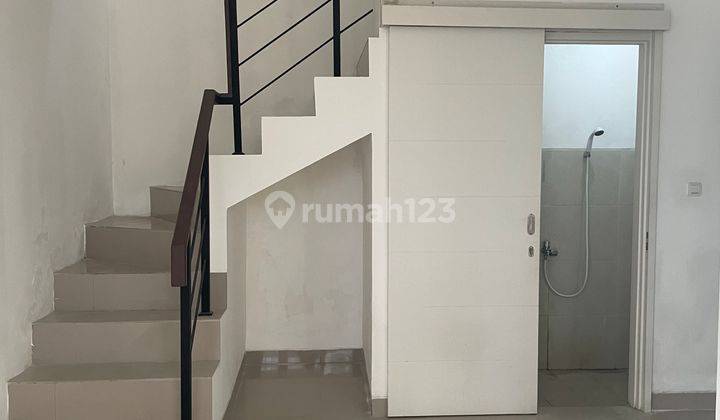 Disewakan Rumah Puri Beta 2 2 Lantai Kondisi Baru Rumah Baru Di Jalan Puri Beta 2 , Larangan 2