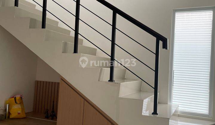Disewakan rumah 2 Lantai Puri Beta Kondisi Baru di Jalan Puri Beta 2, Larangan 2