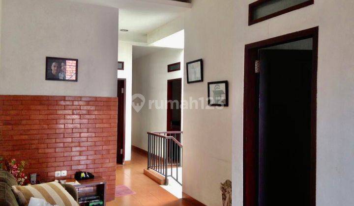 Disewakan Rumah Puri Beta 3 lantai 5