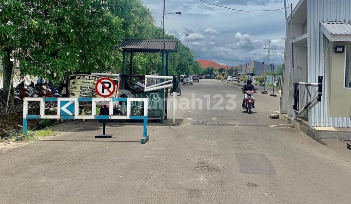 For Sale: Bu Ruko Puri Beta 2, Suitable for Office or Any Business