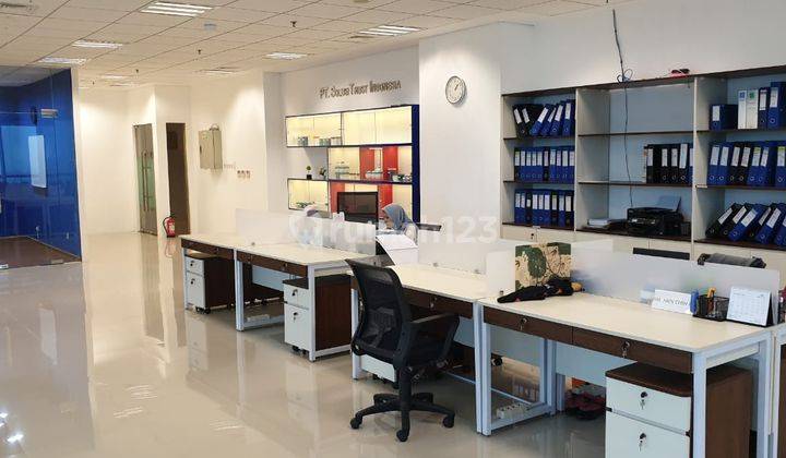 Kantor Jakarta Selatan 240 m