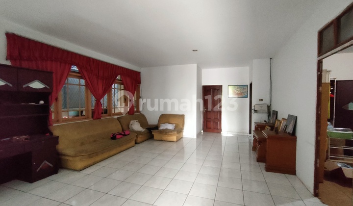 ruang keluarga dijual rumah green garden boulevard