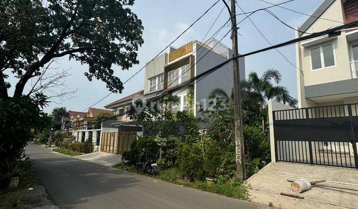 Tanah 250 m² Meruya Utara Kembangan Jakarta Barat 2