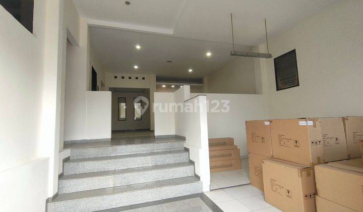 Rumah 3 Lantai Meruya Utara Cocok Kost Kantor Siap Pakai 1