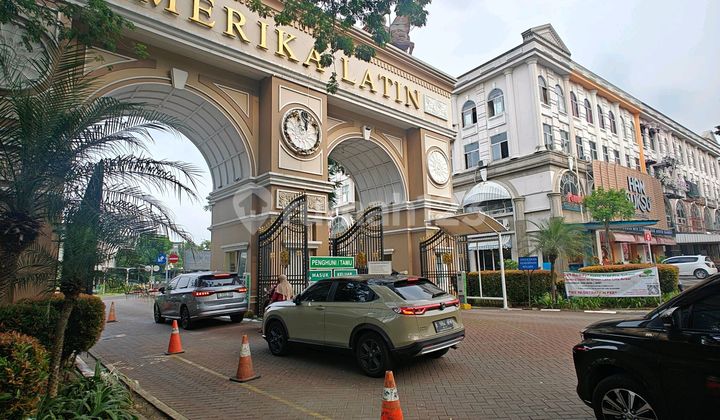 Green Lake City Hook House 9x18, Rare Unit Available