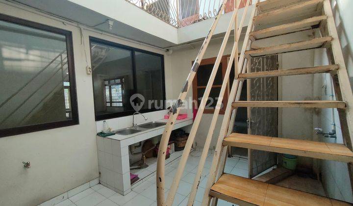 Rumah Hasyim Ashari 2 Lantai Shm Jakarta Pusat 2