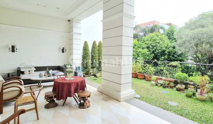 Rumah Mewah 4 Lantai di PIK Furnished Siap Huni 2