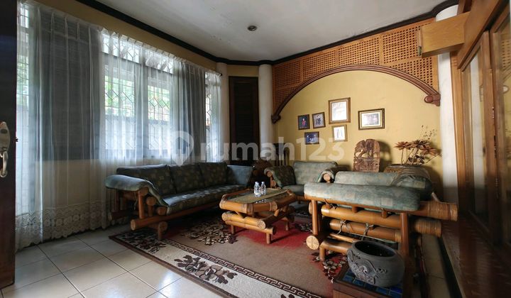 Rumah Meruya Harga Miring Hitung Tanah 300 Meter Lebih