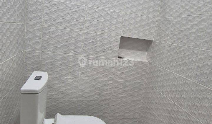 kamar mandi rumah hook poris residence